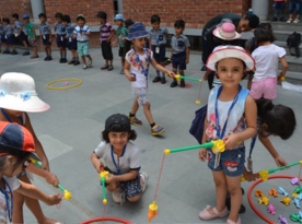 Indian school children participating in sports