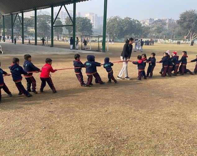Students in a SportsGuru school sports session